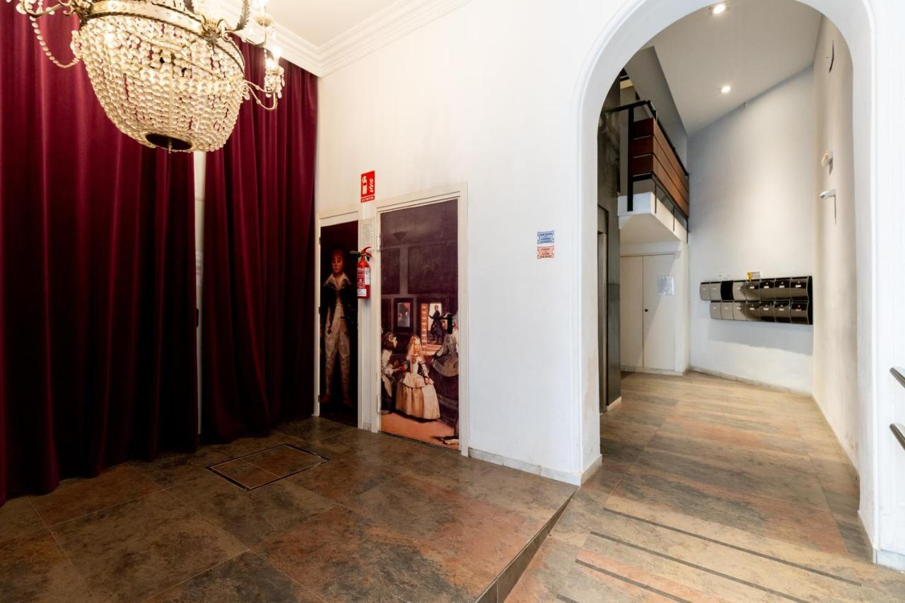 Cathedral Apartment, Upper Floor Apartment Sevilha Exterior foto